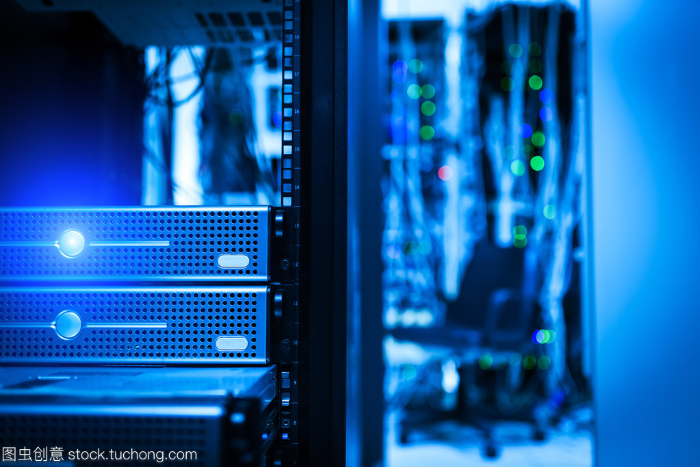 在國內(nèi)室數(shù)據(jù)存儲服務器